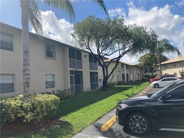 Viewpointe, 5551 Lakeside Dr #202, Margate, Florida 33063, image 1