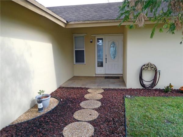American Homes At Southwind Lakes, 19602 Carolina Cir, Boca Raton, Florida 33434, image 3