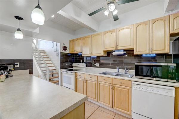 Majestic View, 741 E Coco Plum Cir #6, Plantation, Florida 33324, image 1