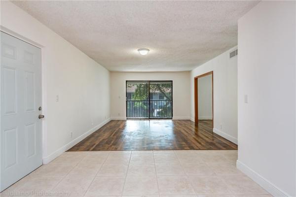 Bent Tree Gardens West, 9930 Pineapple Tree Dr #201, Boynton Beach, Florida 33436, image 3