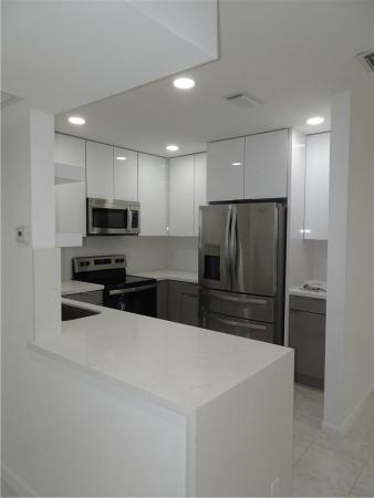 Baywood Village 3, 4524 Carambola Cir S #27281, Coconut Creek, Florida 33066, image 1