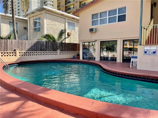 South Winds, 3212 NE 8th Ct #14, Pompano Beach, Florida 33062, image 1