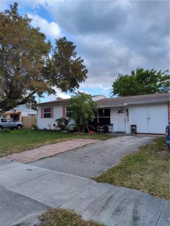 Broadview Country Club Estates, 6700 SW 17th St, North Lauderdale, Florida 33068, image 2