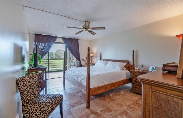 Boca Barwood, 23305 N Barwood Ln #206, Boca Raton, Florida 33428, image 3