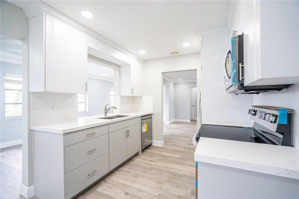 Lauderdale West, 8562 N Campanelli Blvd, Plantation, Florida 33322, image 1
