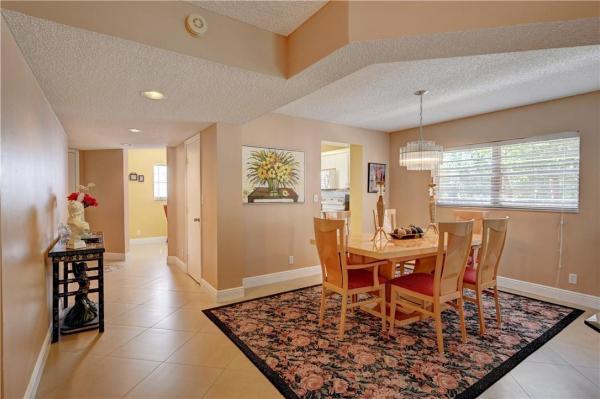 Abaco Village, 1606 Abaco Dr #A2, Coconut Creek, Florida 33066, image 1