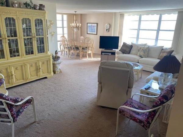 Winston Towers 300, 230 174th St #1019, Sunny Isles Beach, Florida 33160, image 1