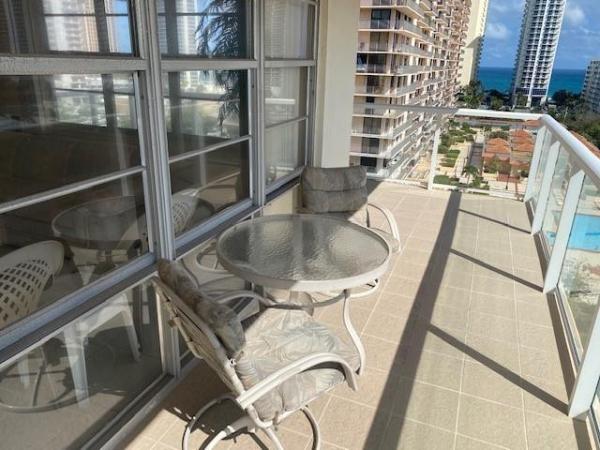 Winston Towers 300, 230 174th St #1103, Sunny Isles Beach, Florida 33160, image 1