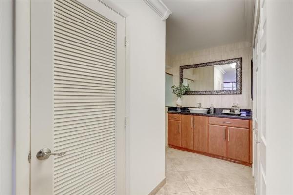 3800 S Ocean Dr #801, Hallandale Beach, Florida 33019, image 2