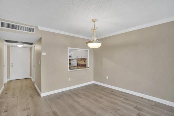 Tangerine Of Pine Island Ridge, 9440 Tangerine Pl #303, Davie, Florida 33324, image 3