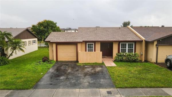 9390 S Meadows Cir, Miramar, Florida 33025, image 1