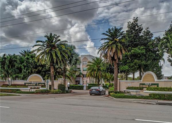 Sunrise Lakes 4, 10160 NW 24th Pl #203, Sunrise, Florida 33322, image 1
