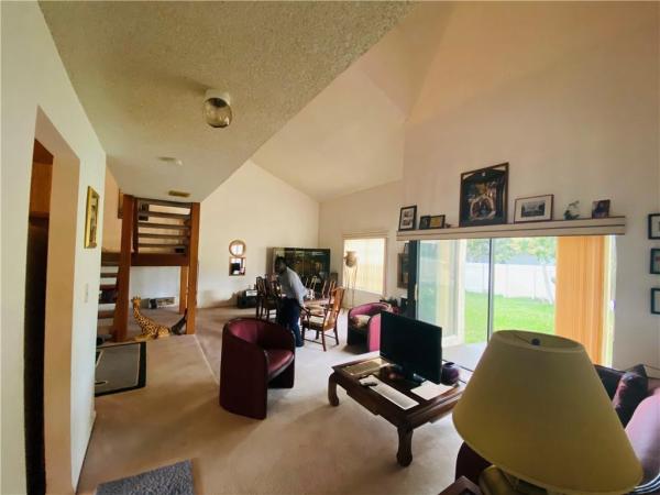 Country Lake Manors, 6325 NW 200th St, Country Club, Florida 33015, image 2
