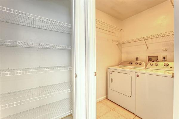 Golfview Harbour Estates, 1466 SW 25th Ave #D, Boynton Beach, Florida 33426, image 2