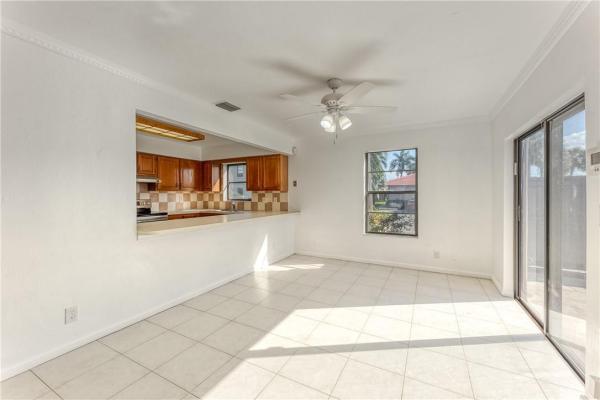 Golfview Harbour Estates, 1466 SW 25th Ave #D, Boynton Beach, Florida 33426, image 3