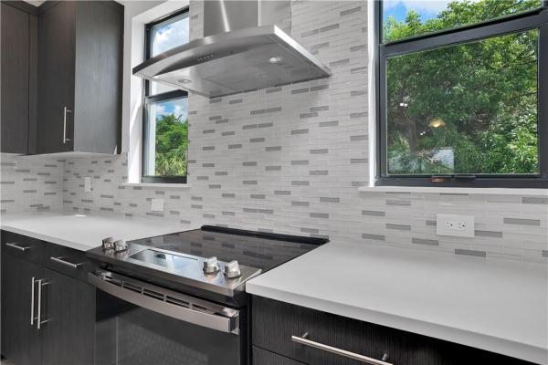 Village At Wilton Manors, 561 NE 21st Ct, Wilton Manors, Florida 33305, image 1