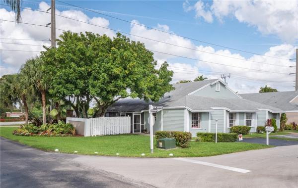 Scarborough, 991 SW 111th Way, Davie, Florida 33324, image 2