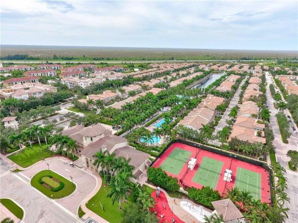 Villa Carrara, 2955 NW 126th Ave #221-5, Sunrise, Florida 33323, image 2