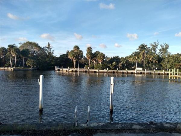 Treasure Cove Villas, 4475 Treasure Cove Dr, Dania Beach, Florida 33312, image 1