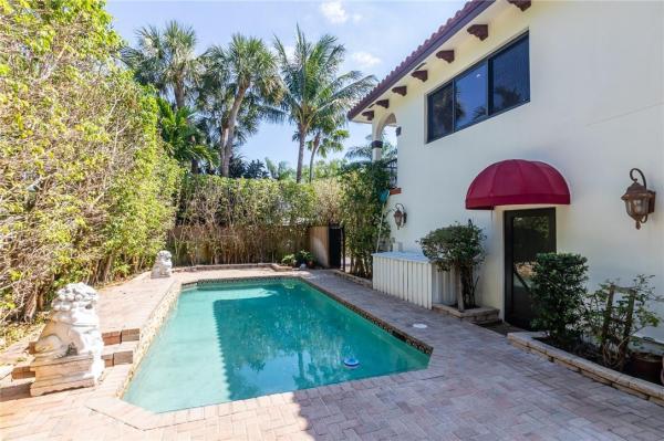 Coral Estates, 2733 NE 18th Ter, Wilton Manors, Florida 33306, image 1