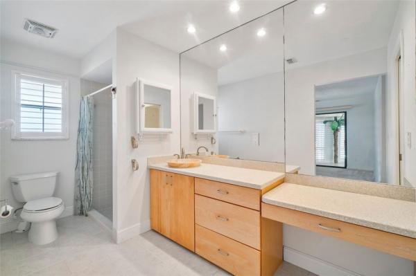 Bella Vista, 1127 E Seminole Ave #12A, Jupiter, Florida 33477, image 2