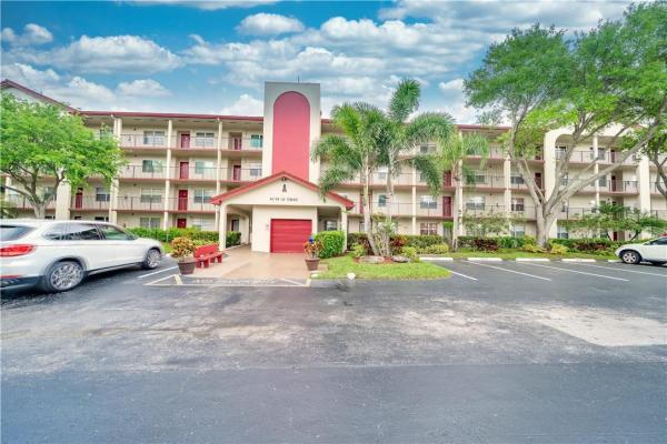 Cambridge At Century Village, 901 SW 128th Ter #211A, Pembroke Pines, Florida 33027, image 1