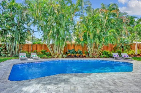 Coral Ridge South, 2516 NE 12th St #1-2, Fort Lauderdale, Florida 33304, image 1