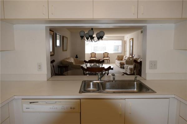 Sunrise Lakes 4, 2580 NW 103rd Ave #102, Sunrise, Florida 33322, image 1