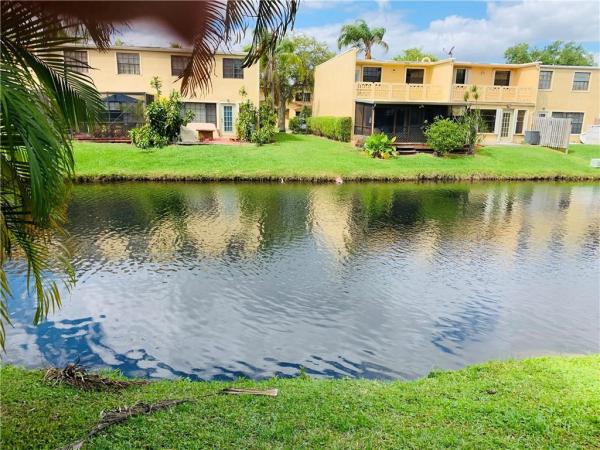 Palm Isles At Welleby, 3917 NW 94th Ave, Sunrise, Florida 33351, image 1