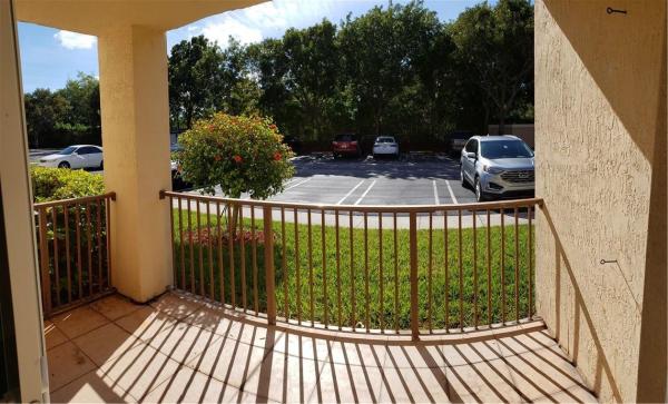 Mirabella Villas, 803 Villa Cir, Boynton Beach, Florida 33435, image 3