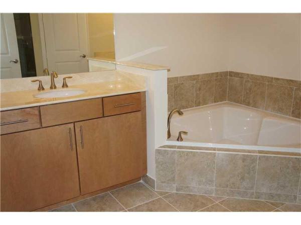 Riverwalk At Lago Mar, 125 Riverwalk Cir E, Plantation, Florida 33325, image 1