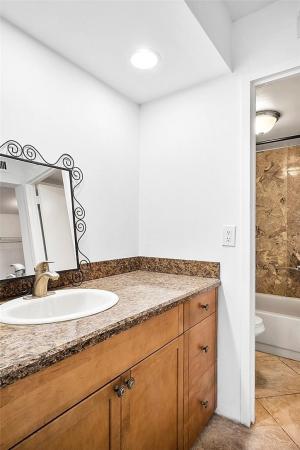River Manor, 3002 NE 5th Ter #213-B, Wilton Manors, Florida 33334, image 3