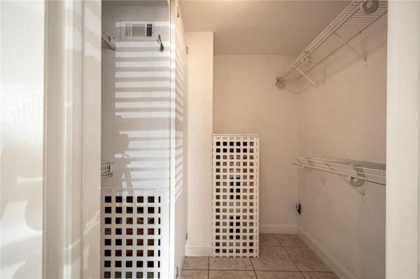 Venetian Park Gardens, 2131 NE 42nd Ct #103E, Lighthouse Point, Florida 33064, image 1