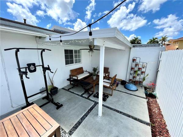 Summer Grove, 2002 SW 103rd Ct #2002, University Park, Florida 33165, image 2
