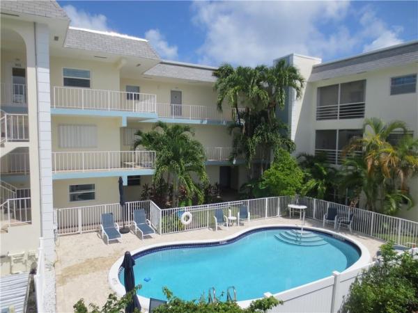 Hibiscus House, 3216 SE 8th St #201, Pompano Beach, Florida 33062, image 1