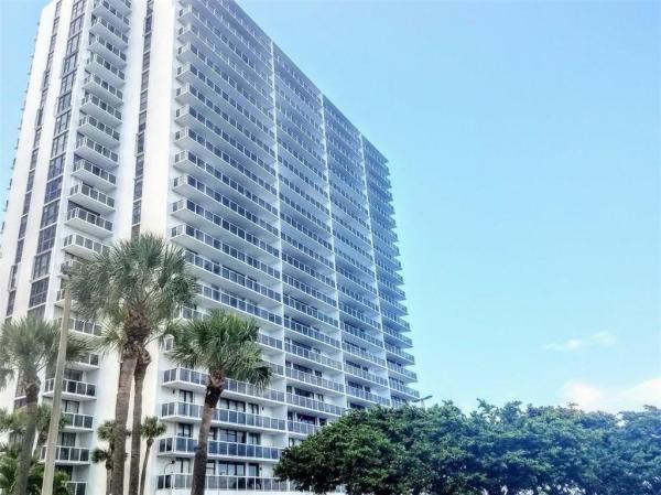 Waterview 2, 20515 E Country Club Dr #348, Aventura, Florida 33180, image 3