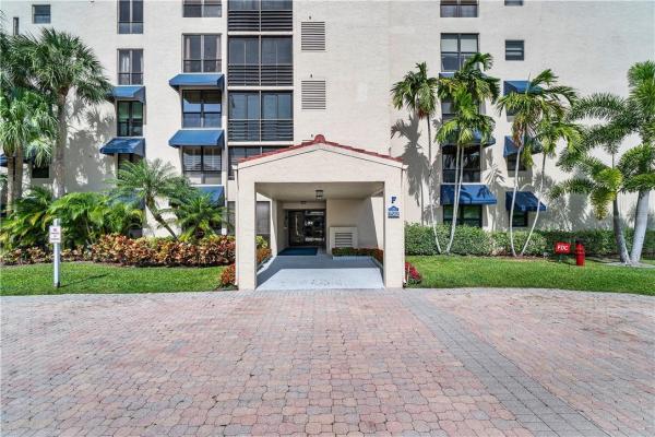 Regency At Boca Pointe, 7582 Regency Lake Dr #602, Boca Raton, Florida 33433, image 3