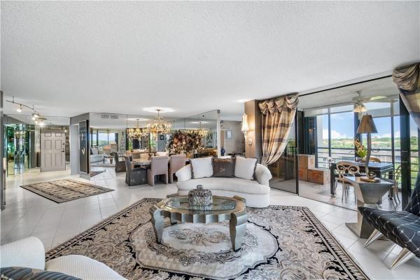 Regency At Boca Pointe, 7582 Regency Lake Dr #602, Boca Raton, Florida 33433, image 2
