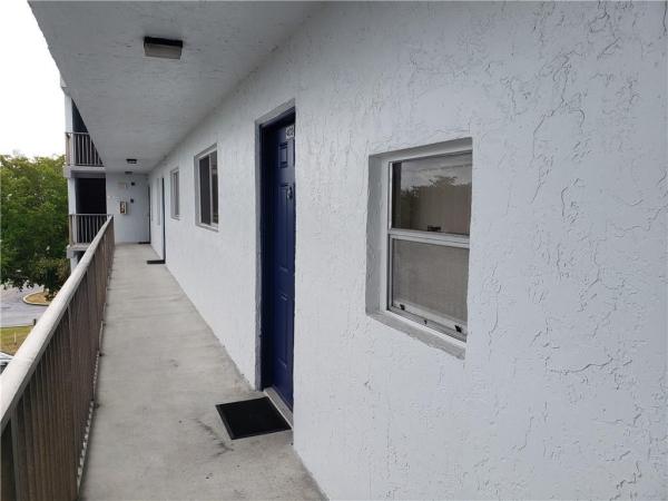 Lakeshore At University Park, 8620 N Sherman Cir #403, Miramar, Florida 33025, image 2