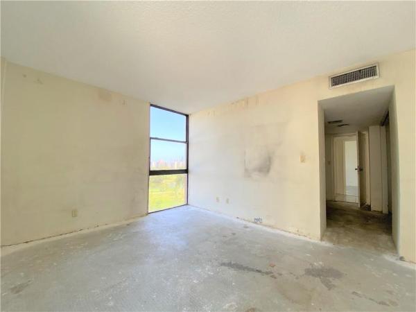 Coronado Tower 3, 20379 W Country Club Dr #739, Aventura, Florida 33180, image 3