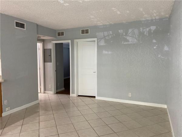 The Grove At Wilton Manors , 2660 NE 8th Ave #302, Wilton Manors, Florida 33334, image 1