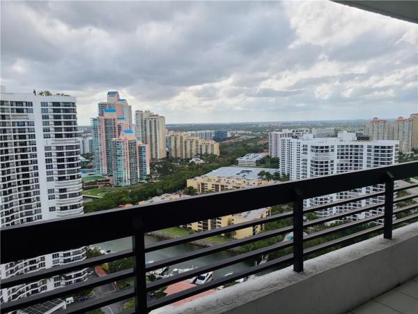 Mystic Pointe Tower 400, 3500 Mystic Pointe Dr #3103, Aventura, Florida 33180, image 2