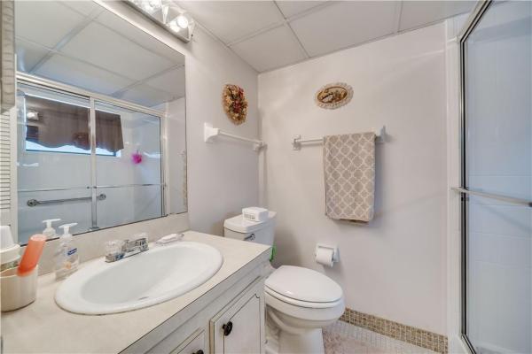 Raintree Forest, 301 N Pine Island Rd #114, Plantation, Florida 33324, image 1