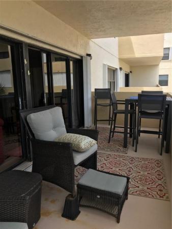 The Beach House, 330 SE 20th Ave #406, Deerfield Beach, Florida 33441, image 1