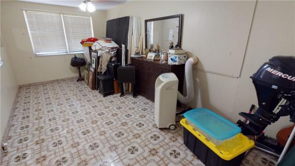 421 NW 117th St, Unincorporated Dade County, Florida 33168, image 1