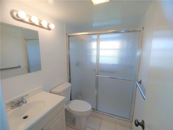 Richmond, 8 Richmond B, Deerfield Beach, Florida 33442, image 2