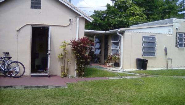 Edison Heights, 6250 NW Miami Pl, Miami, Florida 33150, image 3