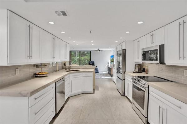 Regency Highland Club, 3908 S Ocean Blvd #128, Highland Beach, Florida 33487, image 2