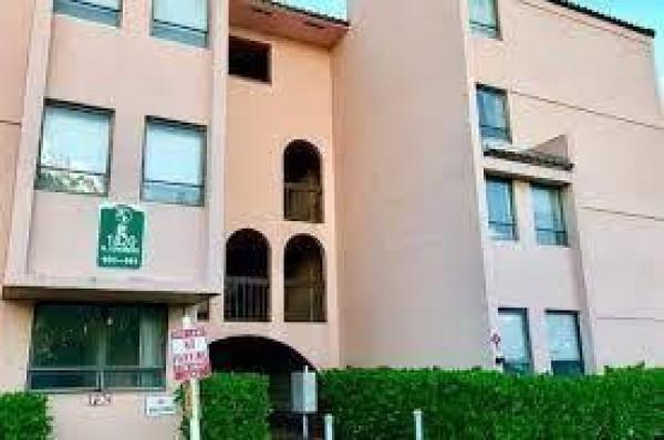 Presidential Golfview, 1820 N Congress Ave #105, West Palm Beach, Florida 33401, image 1