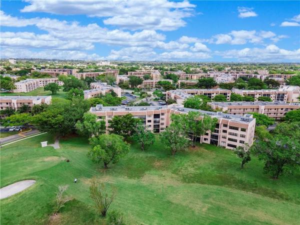 Sunrise Lakes 4, 2726 NW 104th Ave #403, Sunrise, Florida 33322, image 1